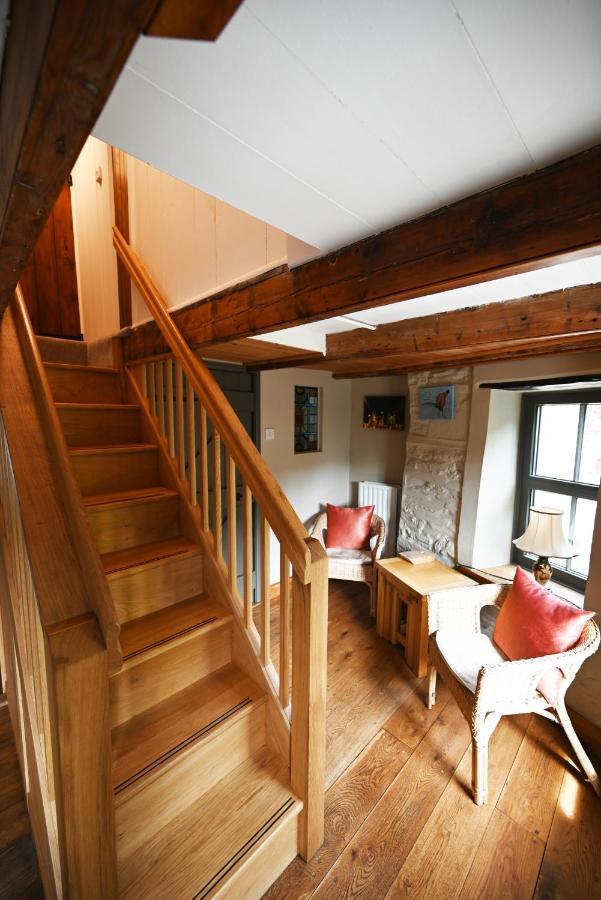 The White Cottage B&B Saint Teath Экстерьер фото